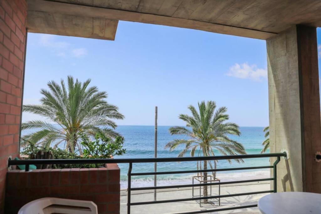 Apartamento T1 com vista mar a 1 minuto a pé da praia Sesimbra Exterior foto
