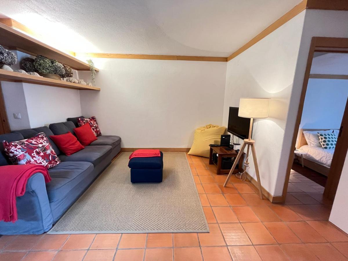 Apartamento T1 com vista mar a 1 minuto a pé da praia Sesimbra Exterior foto