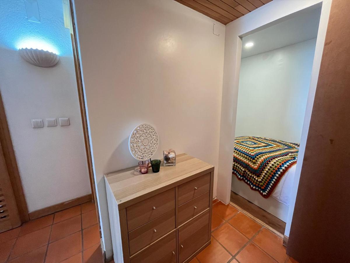 Apartamento T1 com vista mar a 1 minuto a pé da praia Sesimbra Exterior foto