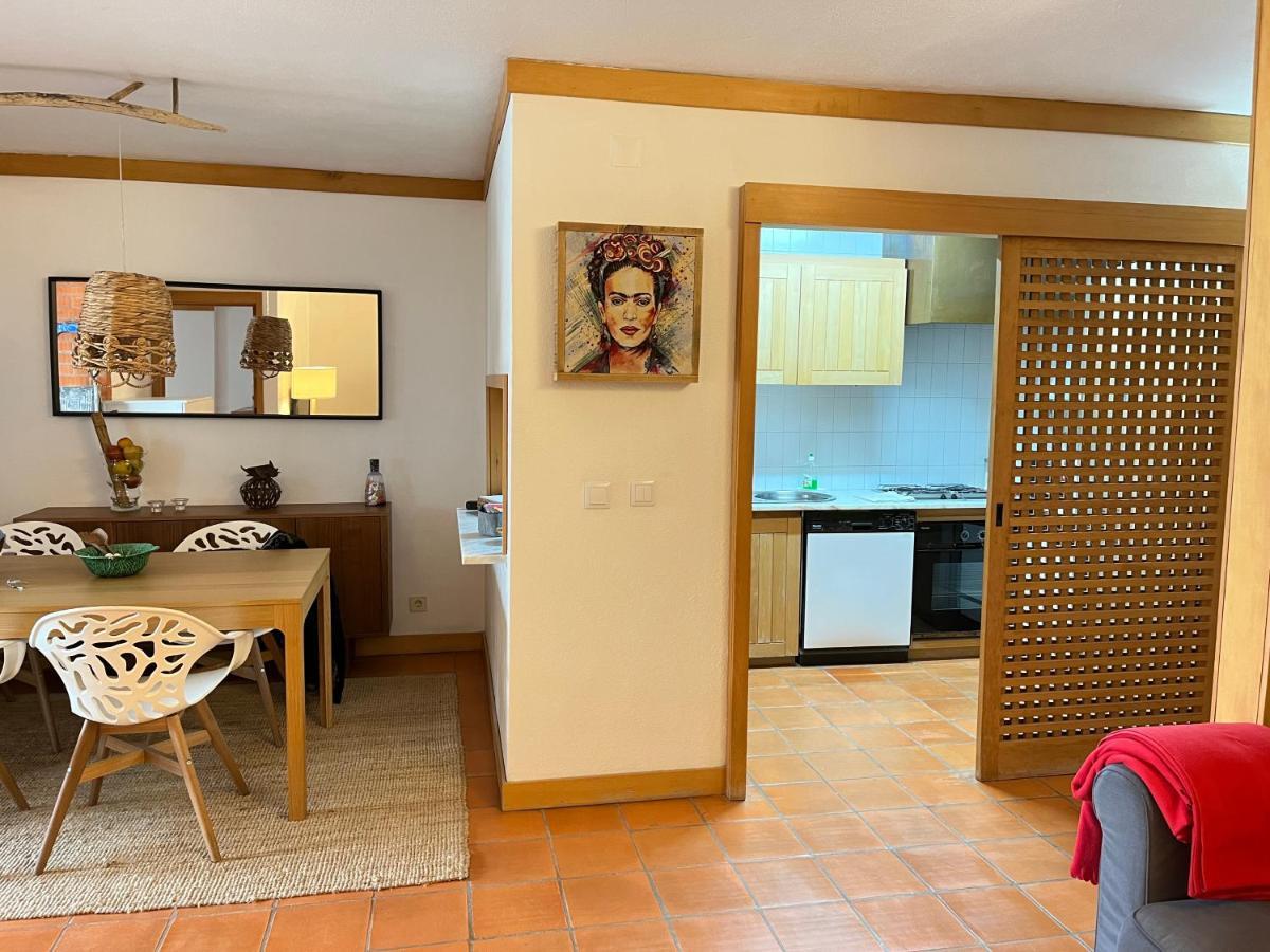 Apartamento T1 com vista mar a 1 minuto a pé da praia Sesimbra Exterior foto